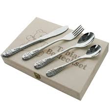 Personalisiertes Besteck Set Tiere Ein Originelles Und Personalisiertes Geschenk Aus Dem Geschenkegarten Eine Ganz Indiv Kinder Besteck Besteck Set Besteck