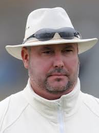 Join James Hildreth and Ian Blackwell in Newton Abbot for curry night out