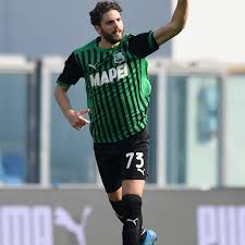 Locatelli del sassuolo è il primo obiettivo per la juventus del futuro. Report Juventus Open Talks With Sassuolo For Manuel Locatelli Black White Read All Over