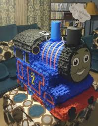 Birthday Thomas The Train Images Thomas The Train Pinata 2 Pinatas Navidad Pinata Infantiles Pinata De Princesa