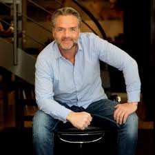 Beide keren antwoordde ik pieter omtzigt, en beide keren werd daar meesmuilend op gereageerd. Robbert Zantinge Robbertzantinge Twitter