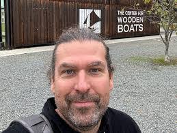 Jeffrey Beane's Instagram, Twitter & Facebook