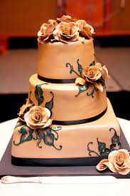 Wedding Planning Wedding Venues Brides Book Com Square Wedding Cakes Cake Beautiful Cakes