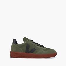 Cotton, coated with pu and corn resin sole made of wild rubber from the amazonian forest made in brazil. Ø³Ù„Ø·Ø¹ÙˆÙ† Ø³Ø­Ø± Ø¥Ø¹Ø§Ø¯Ø© Ø§Ù„ØªØ¯ÙˆÙŠØ± Veja V 10 Suede Trainers Sjvbca Org