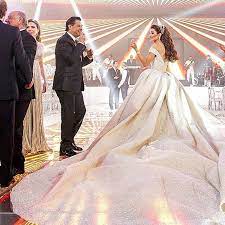 Super Star Raghebalama Wedding Dress Zuhairmurad Zuhairmuradofficial Wedding Venue Biel Bei Wedding Dresses Fancy Wedding Dresses Wedding Dress Guide