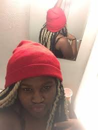 😭 why's my family not like this /s 12:16 027% DoorDash Support  Receivedat7:09PM Received refund |told her that she might get a somebody  else might bring her new order so if that's