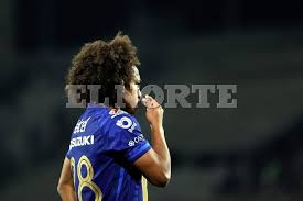 Sale Pumas sin Carrasquilla