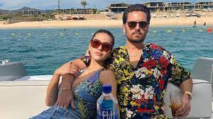 Once again using her daughter, one fan alleged on twitter. Zu Seinem 38 Geburtstag Amelia Schwarmt Von Scott Disick Promiflash De