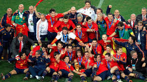 Ayúdanos a compartir con amigos (as) en las redes sociales. Rtve Celebra El 10Âº Aniversario De La Roja En Sudafrica Rtve