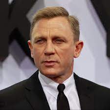 A buzz cut refers to any short hairstyle, usually designed with electric clippers. 20 Hairstyles For Men With Thin Hair Add More Volume