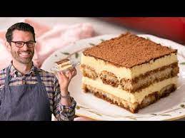 This Classic Italian Tiramisu Recipe Has Lightly Sweet Mascarpone Filling Layered With Ladyfingers Soak Easy Tiramisu Recipe Tiramisu Recipe Delicious Desserts