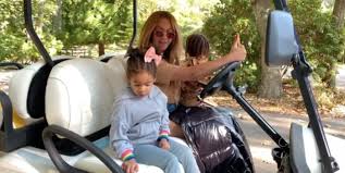 Beyoncé's father, mathew knowles, tweeted, they're here! Beyonce S Twins Rumi And Sir Carter