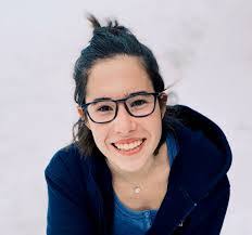 Sidney Leach's Instagram, Twitter & Facebook