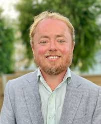 David Breton's Instagram, Twitter & Facebook