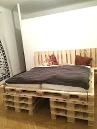 Bett Paletten Lovely Paletten Bett Aus 18stk Europaletten Zesch Bett Aus Paletten Europaletten Bett Bett Aus Paletten Bauen