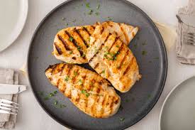 Seal and let marinate in the refrigerator for 30 minutes. 4dhmueusxhucgm