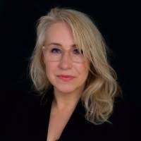 Jingyi (Felicity) Wang