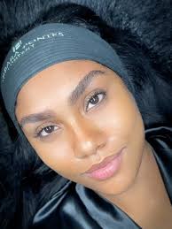 Reel by BARBARA PONTES