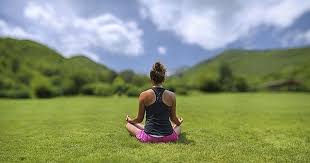 Yoga In The Park Outdoor Yoga Best Yoga Retreats Yoga Images