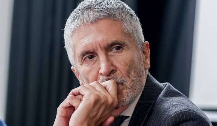 Marlaska compra al contado una finca de más de 4.000 metros cuadrados con  piscina por 1,2 millones de euros