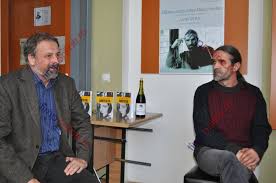Interviu cu marin mălaicu hondrari: Lunetistul Lui Marin Malaicu Hondrari Iesit Din Ascunzatoare La Biblioteca JudeÅ£eana