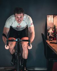 9.05 same time for fellow countryman harrie lavriesen! Jeffrey Hoogland Facebook