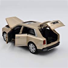 Maybe you would like to learn more about one of these? Pengjie Model 1 32 Rolls Royce Cullinan Alloy Car Model Sound And Light Pull Back Toy Car 7 Open Door Suv Off Road Vehicle Simulation Car Model Color Gold Buy Online In Azerbaijan At Desertcart