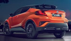 Detector de ángulo muerto (bsm). Lanzamiento Toyota C Hr Hybrid Argentina Autoblog