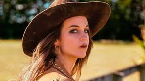 How Robyn Martin is honouring her late mentor Tui Flower's legacy