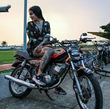 Selain karena memiliki kesan motor jadul, melakukan modifikasi motor yamaha rx king ini terbilang sangat mudah dan tidak terlalu membutuhkan banyak uang. 3 Tips Rx King Modif Simple 26 Gambar Photo Inspirasi Demico Co