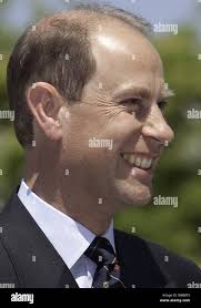 Edward gold award duke of edinburgh hi-res stock photography and images