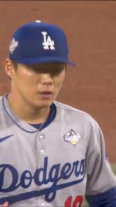 Umpire Marvin Hudson made 3 bad calls that went against the White Sox in  the first inning. When manager Will Venable complained, he was ejected.  #MLB #baseball #whitesox