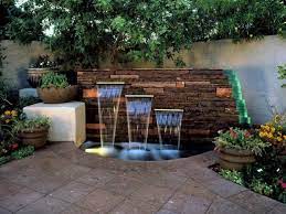 Estanque de jardín con fuente de metal. Resultado De Imagen Para Terrazas Bonitas Fountains Backyard Water Features In The Garden Outdoor Water Features