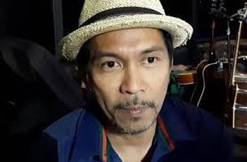 Dari dulu, kita enggak usah saling cinta, kata anita. Profil Ridho Slank Sempat Positif Covid 19 Dan Tulis Surat Wasiat Matamata Com