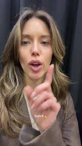 Vicki Bennett Singing