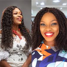 I'm feeling kinky and curly . • Please help me choose what will be my next  look. • Left or Right? • Choose! • #tmospeaks