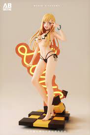 1/6 Scale Marin Kitagawa with LED - My Dress-Up Darling Statue - ABsinthe  Studios [In Stock]