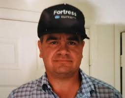 Cancer has put veterinarian in wheelchair but he's still helping animals  any way he can