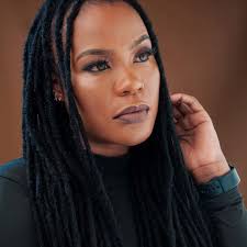 CASTING CALL We are looking for a look-alike of the woman in the attached  picture, within the age range of 20-25 years. If you or someone you know  fits the role, please