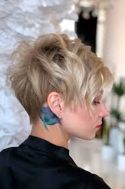 We rounded up our favorite pixie haircuts and hairstyles to give you some short haircut ideas. Pixie Haircut Curly Hair Round Face Pixie Cut For Round Face Black Hair Bpatello Short Curly Haircuts Short Pixie Haircuts Welcome To The Blog