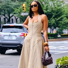 The cost of an exciting vacation at the most expensive hotels. Bonang Matheba Served Big City Girl Vibes In Bottega Veneta
