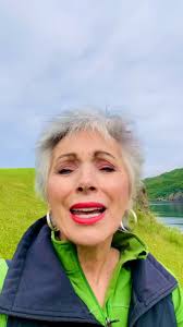 ✨ FOUR Powerful Rewards of Writing Your Story ✨, Self-Discovery