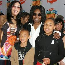 Youngest Celebrity Grandparents Young Celebrities Celebrity Families Celebrities