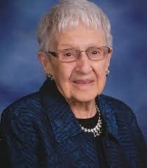 Joyce Hendren's Instagram, Twitter & Facebook