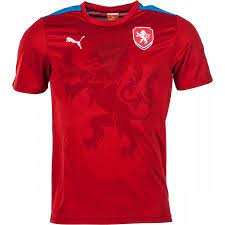 A subtle geometric pattern graces the front of the puma czech republic euro 2020 home football shirt, very much in line with puma's current crafted from culture theme. Puma Czech Rep Shirt B2b Rep Sportisimo Com