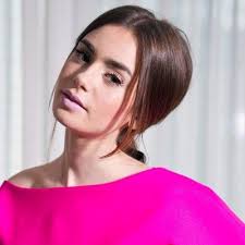 Maxine Kruse (@kmaxkruse)