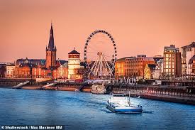 The airport employs over 18,200. Ba Passengers Board Plane To Fly To Dusseldorf But The Pilot Takes Them To Edinburgh Daily Mail Online
