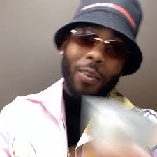 Never hated a day in my life, just waited my turn .. boss up 💸 💯, Link in  my bio 📺, 54k in 2 weeks and still climbing🤯 . Appreciate y’all  💯💪🏾✊🏾, #independentartist #independent #nolabel #melperry ...