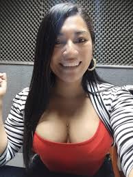 Buenos días 🌞😘 mis Amantes 🧡 Darling Sánchez te acompaña en tu radio  #Insuperable 96.3 FM