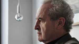 Creo que he rescatado al Phillip Marlowe que Raymond Chandler dejó a un  lado"